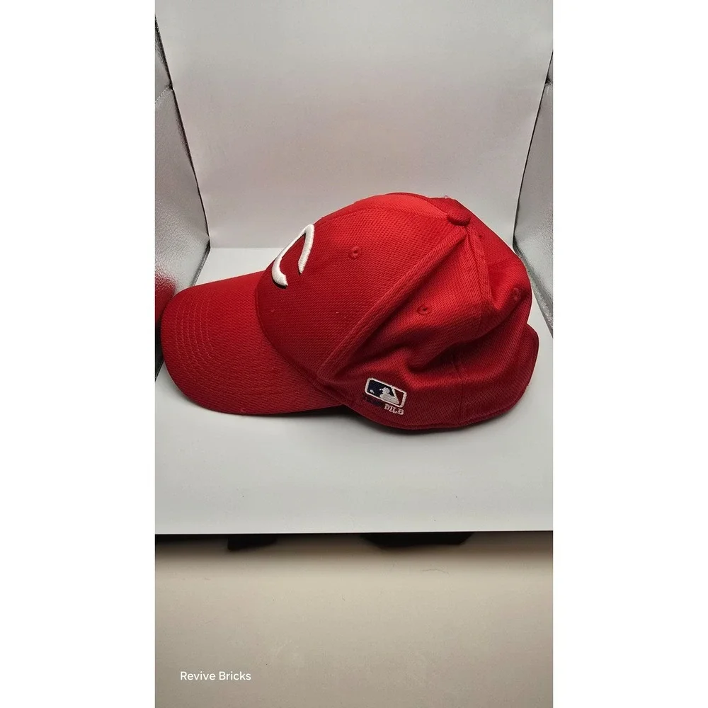 Men's OC Sports Red Chicago Cubs White‎ Logo Hat Official Team MLB Great Cond.